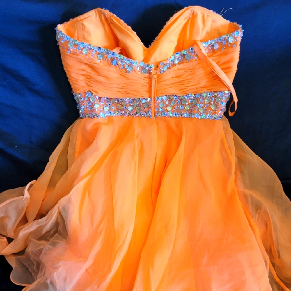 Prom/Party Dress - Picture 2 of 3